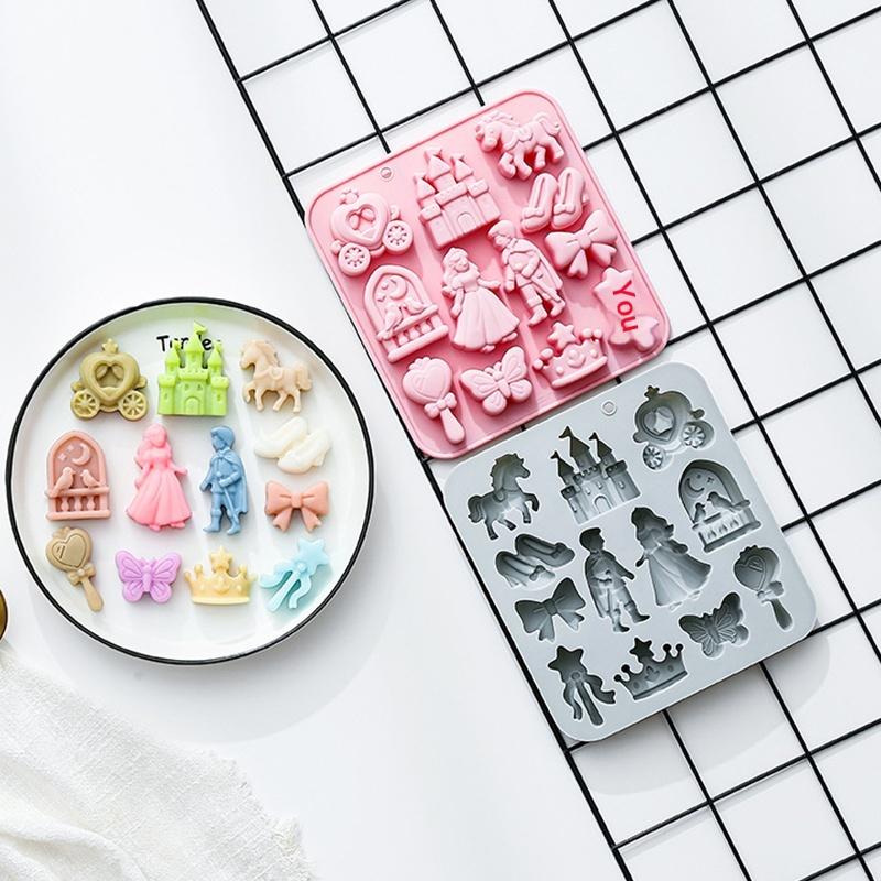 12‑Cavity 3D Prince Princess S - огляд і ціна Silicone Cake Mold