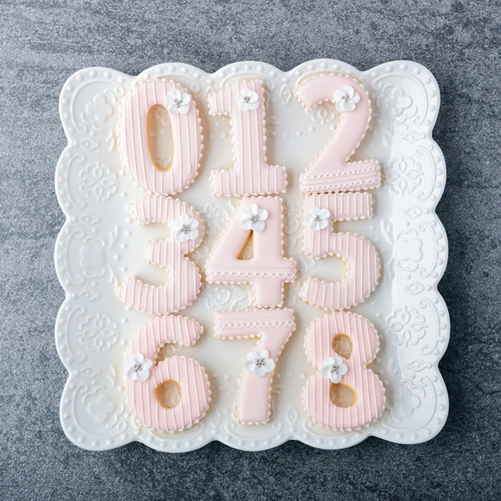 Large Numbers Cookie Cutters B - огляд і ціна Kitchen Baking Items